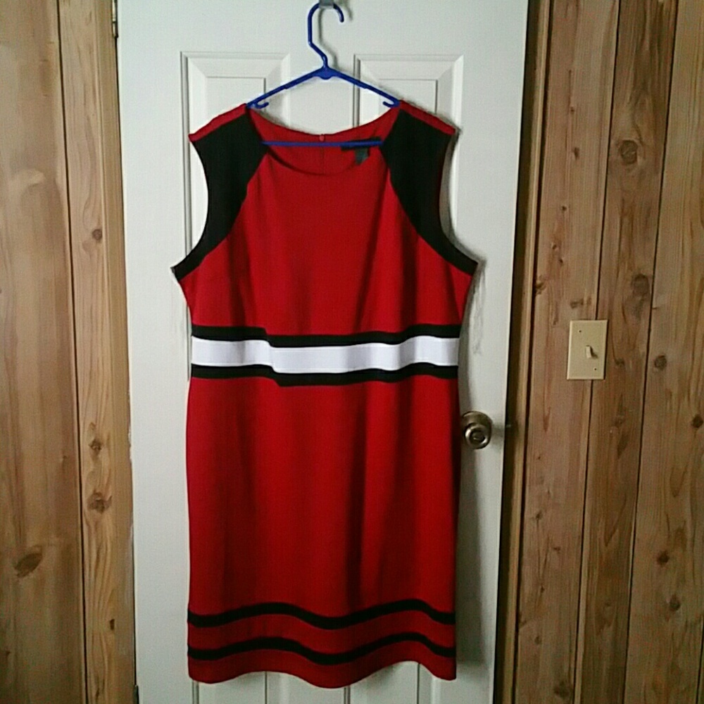 26W Ashley Stewart Sleeveless Dress
